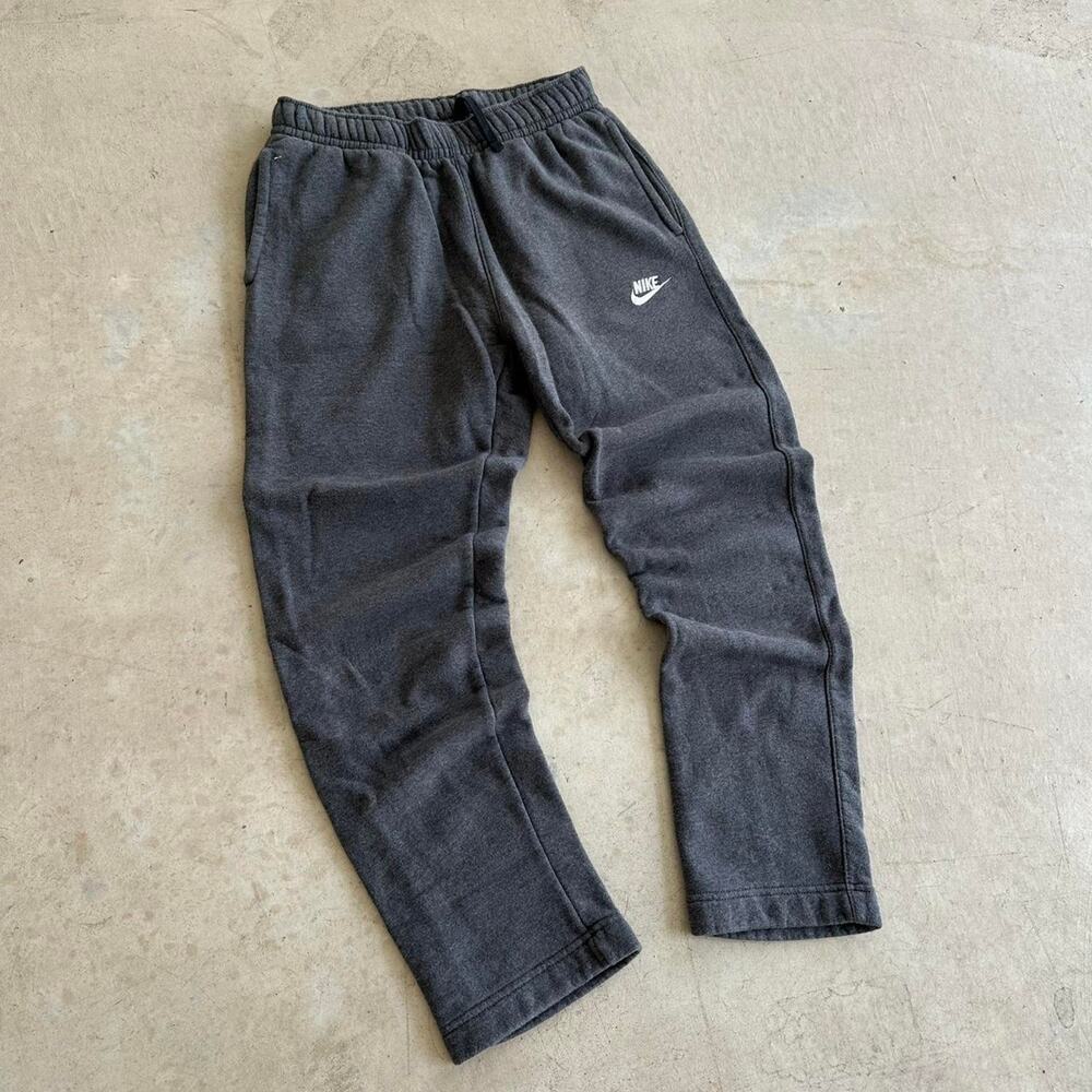 Vintage 2000s Grey Nike Essential Sweatpants